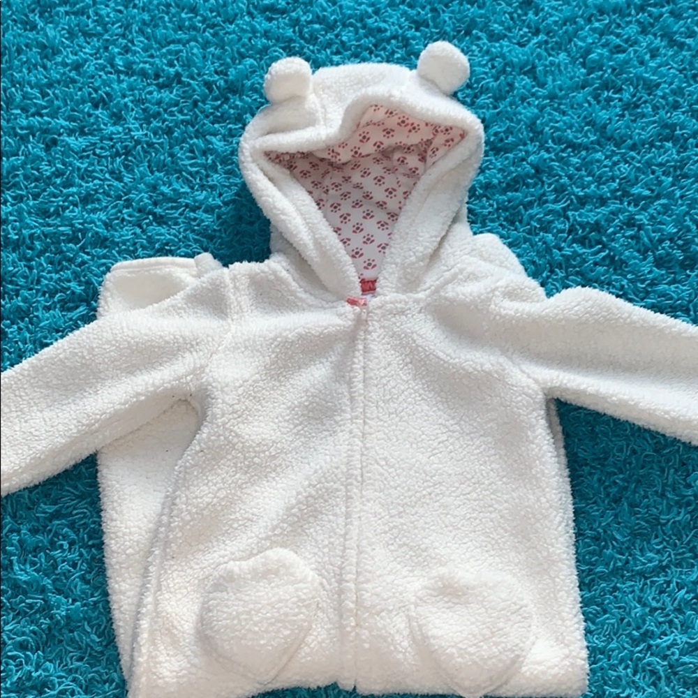 3/$15🌼Girls fluffy polar bear onesie